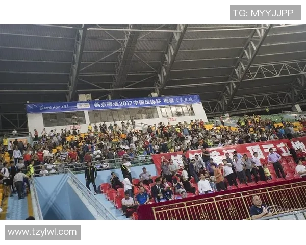 梅州铁汉生态迎战恒大足球队全力争胜展现实力与决心